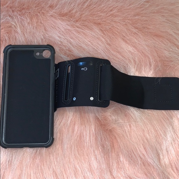 iPhone arm band - Picture 2 of 3